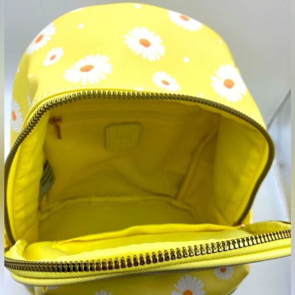 LD Like Dreams Women’s Lemon Yellow Daisy Backpack NWOT - Picture 6 of 10